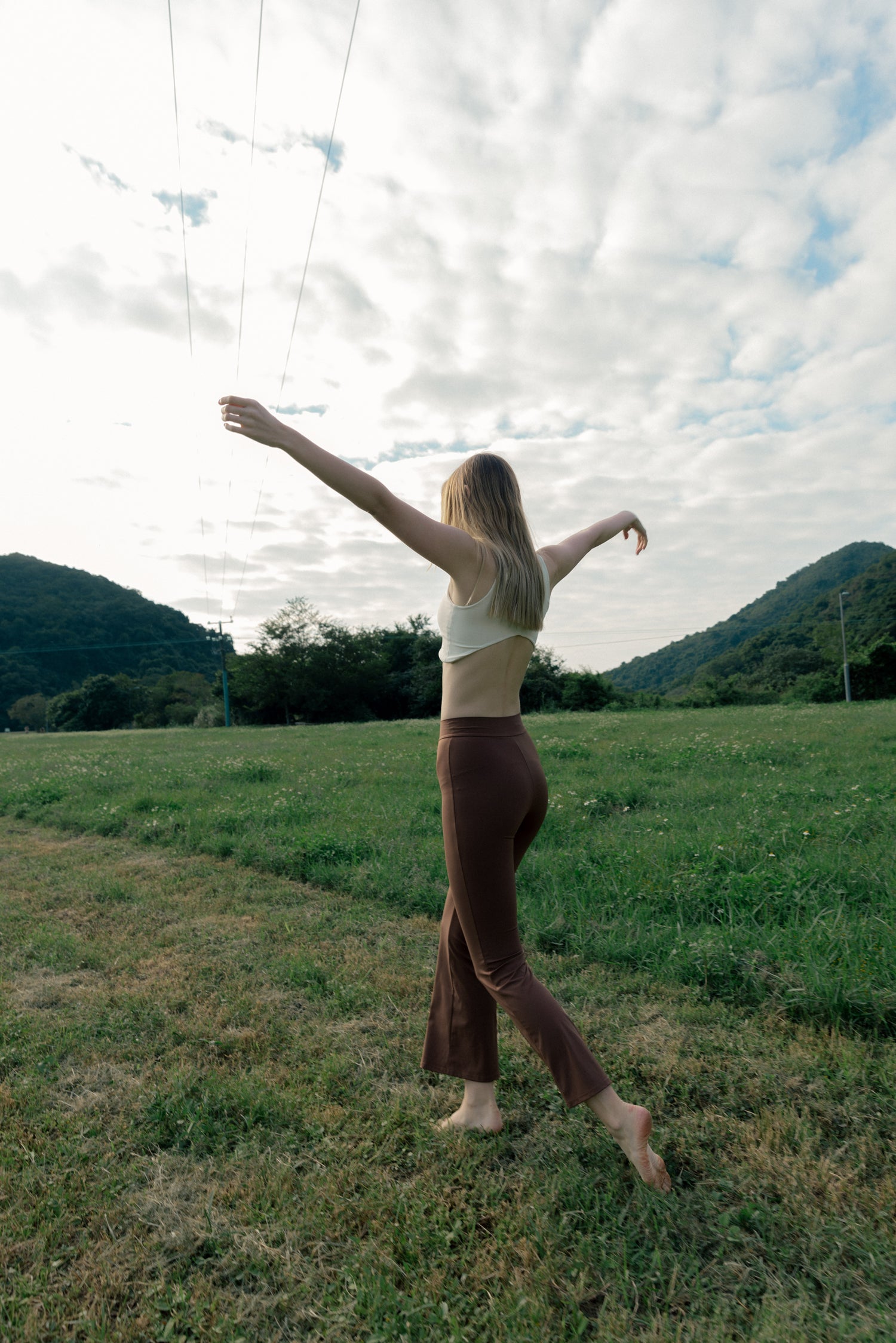 BODY Flare Pants - Mocha