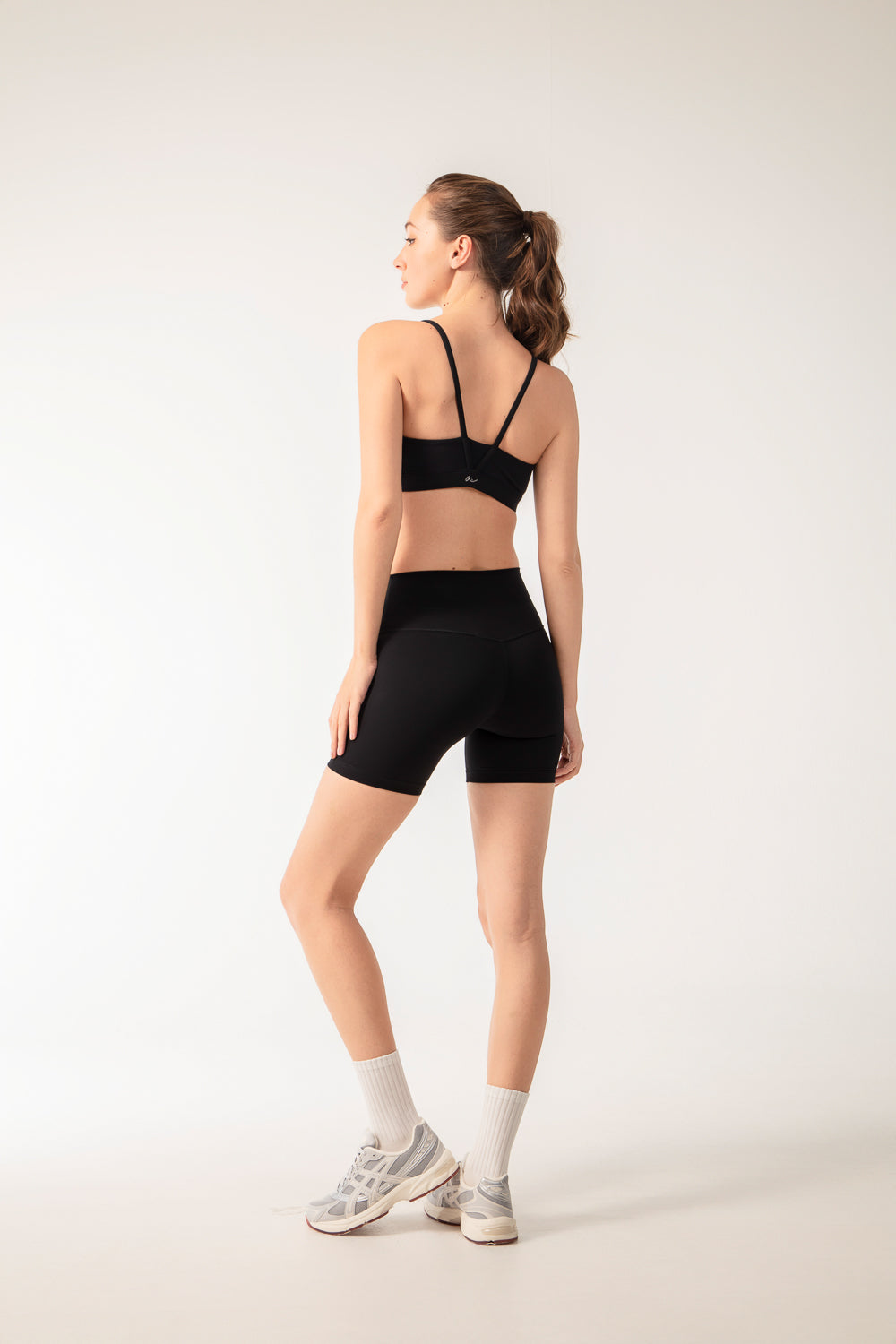 AURA Shorts - Black