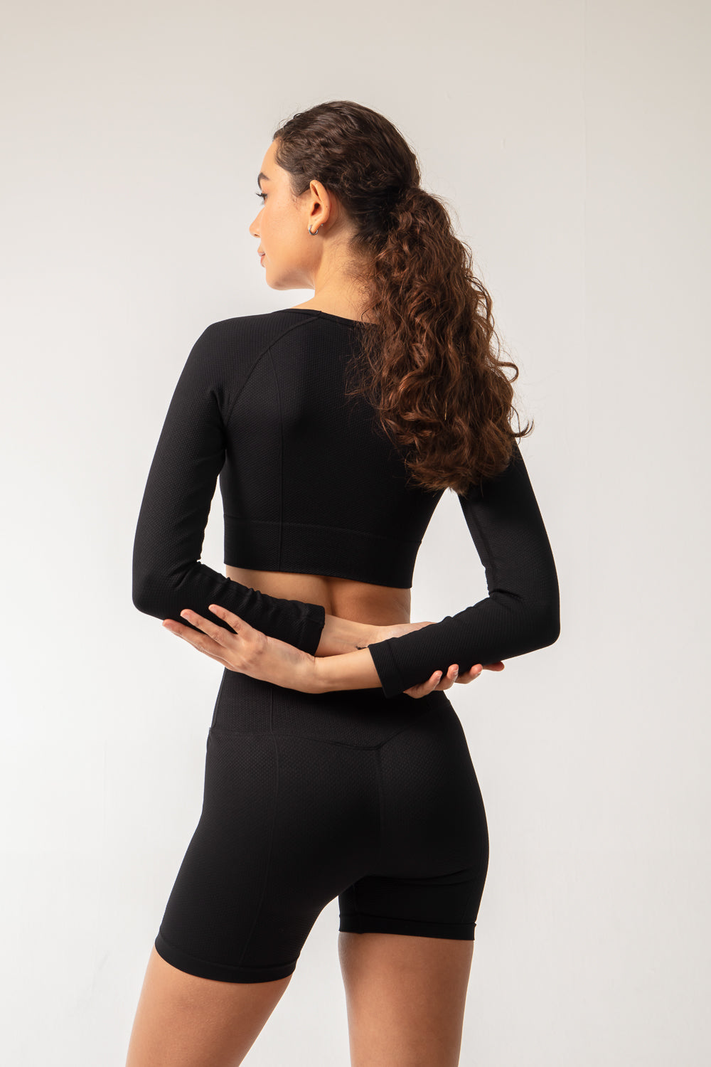 TERRA Crop Top - Black