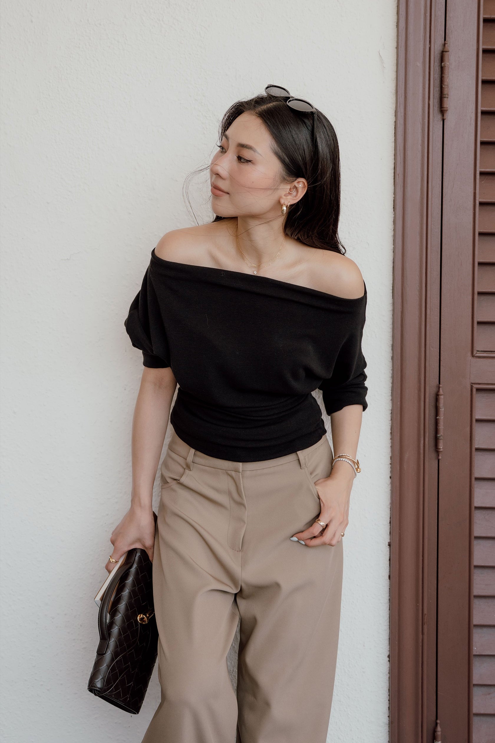 TW Asymmetric Top in Black