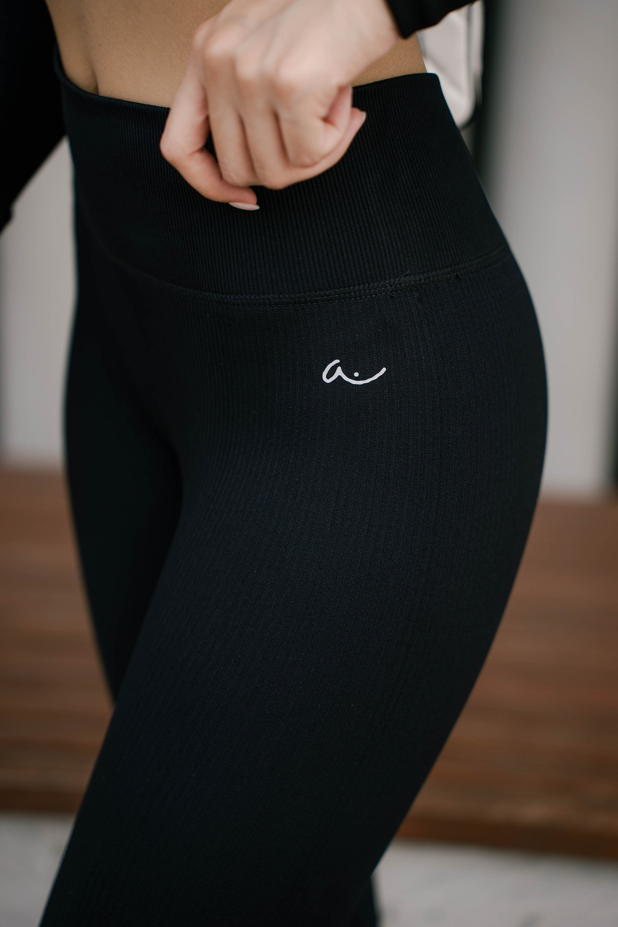 CHELSEA Leggings in Black