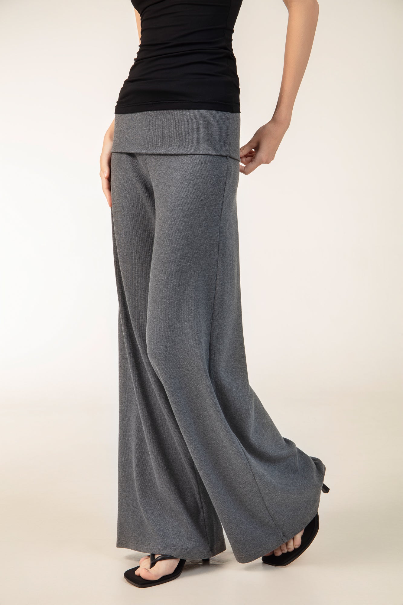 MARGOT Pants In Gray