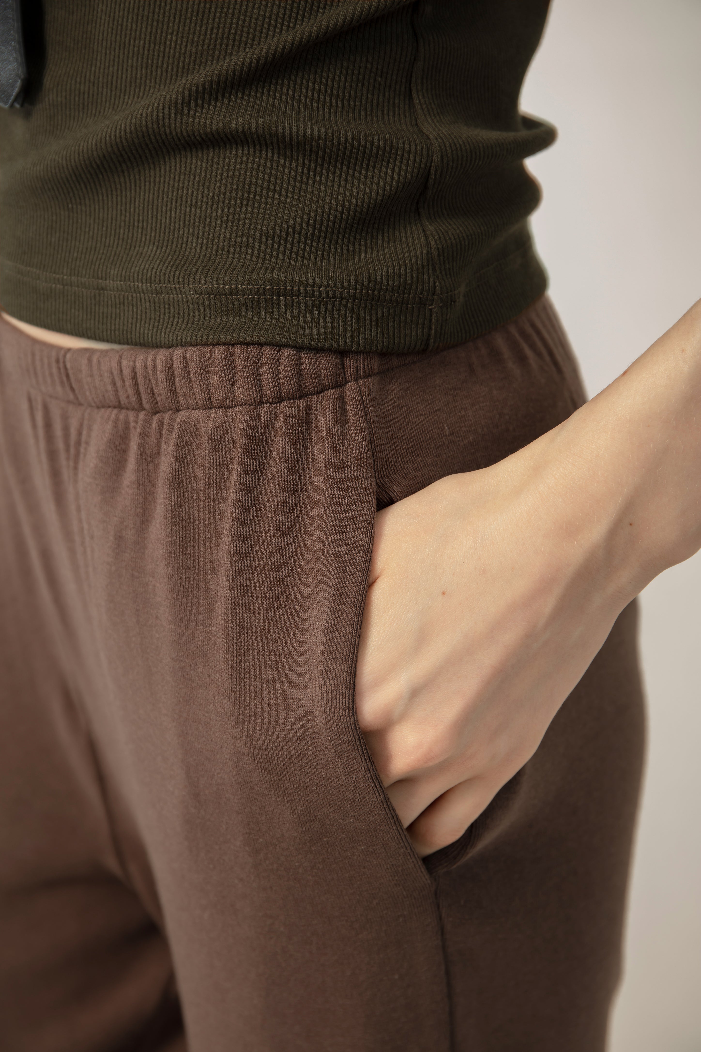 ELEA Pants in Mocha