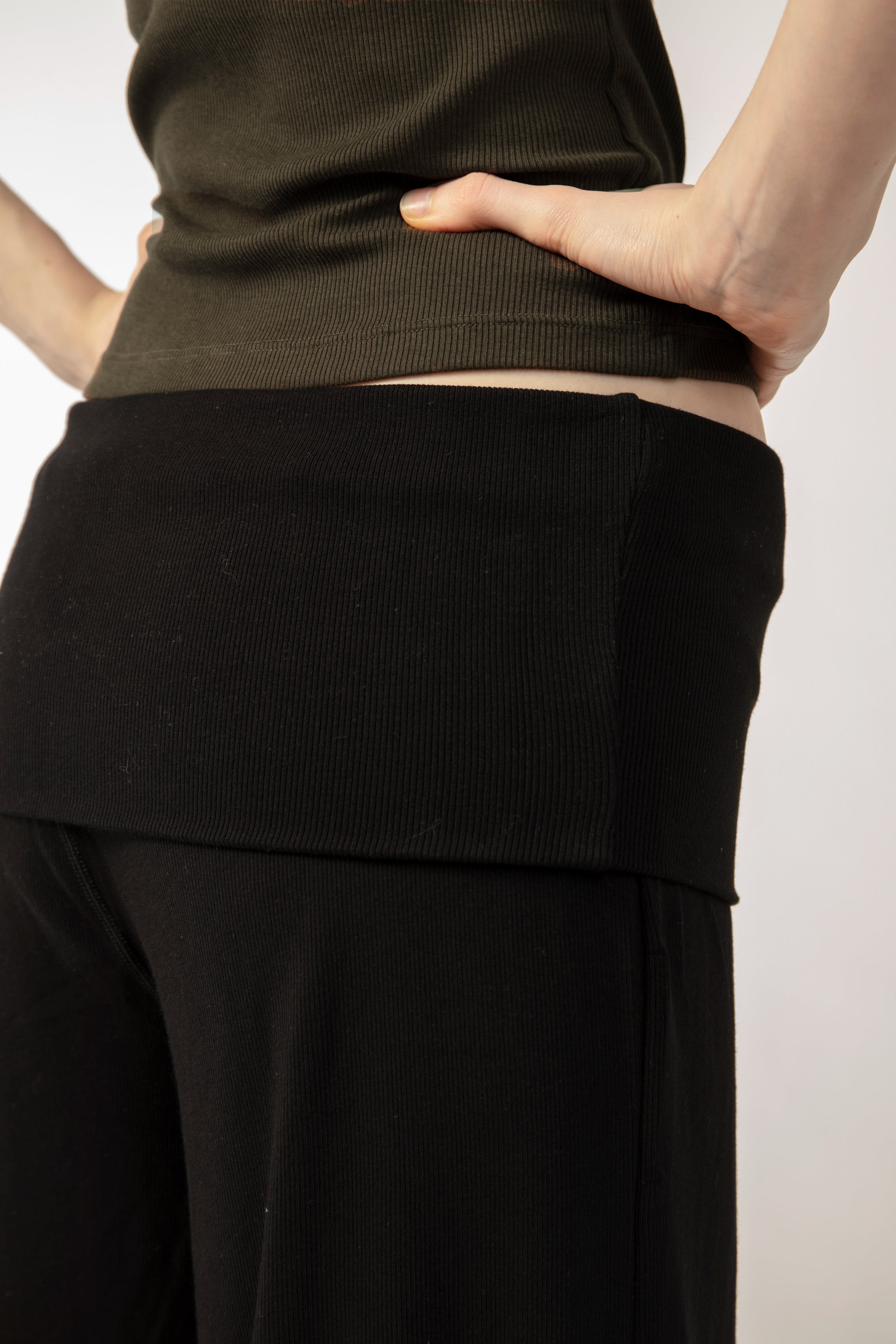 MARGOT Pants In Black