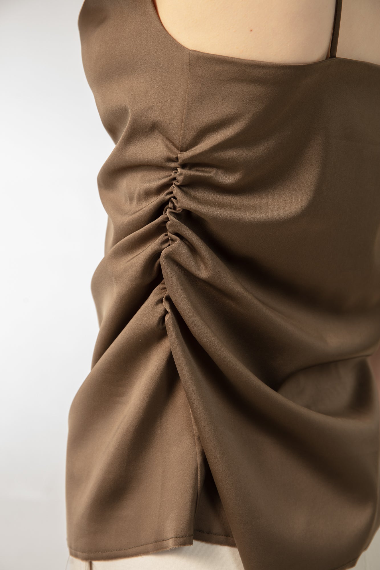 ZORA Cami in Olive