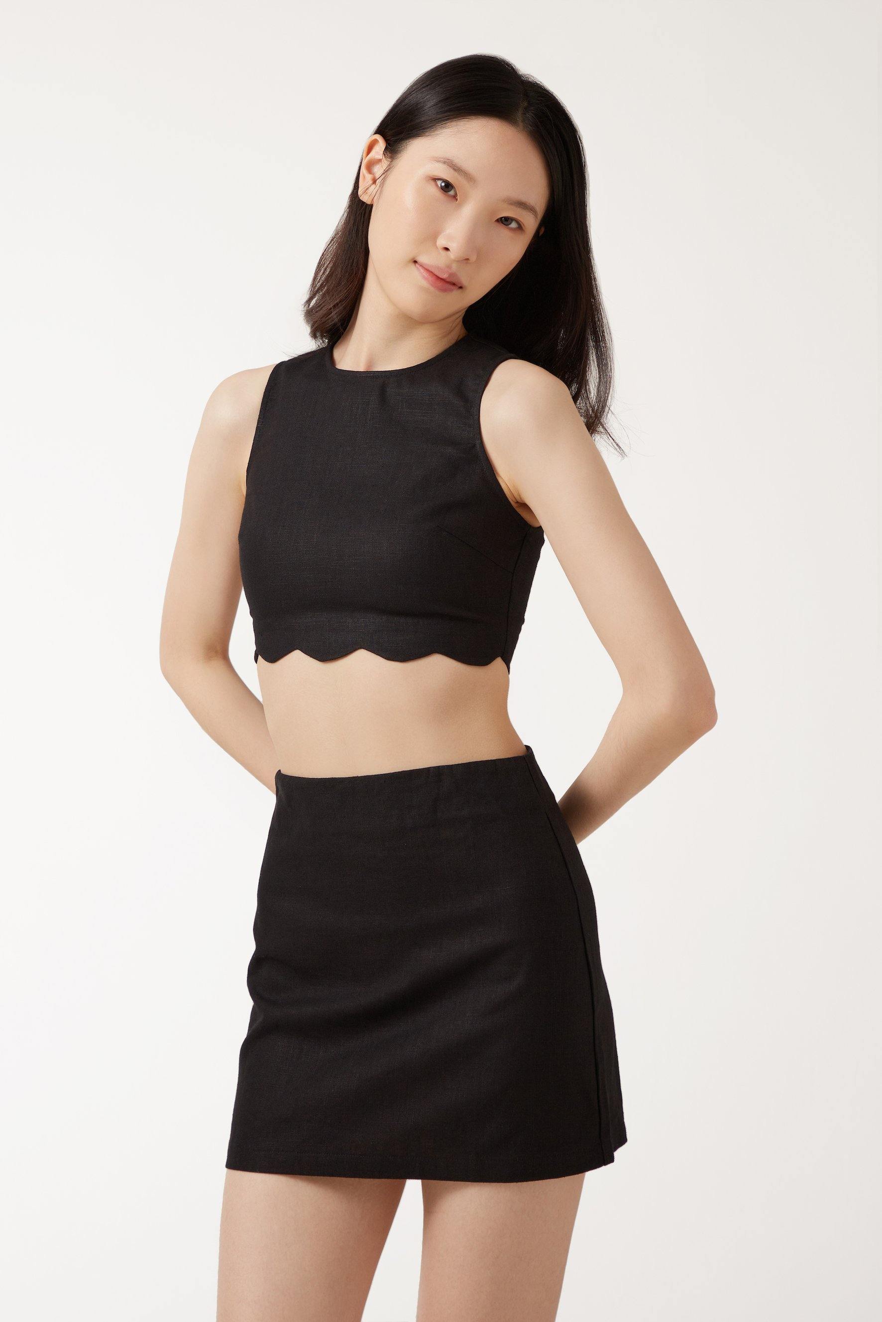 SOPHIE Top - Black - ANNIBODY