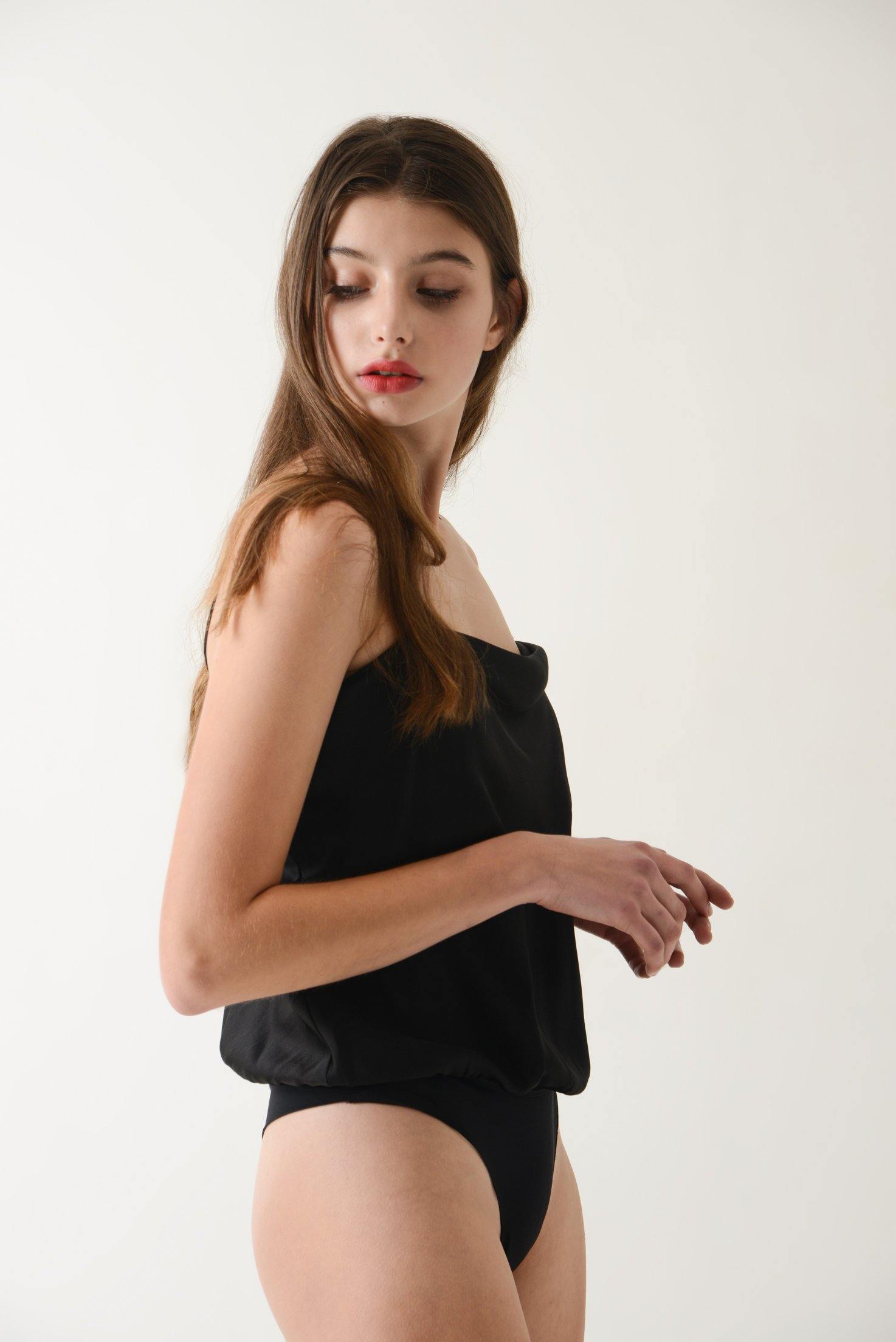 ANGEL body - Black - ANNIBODY