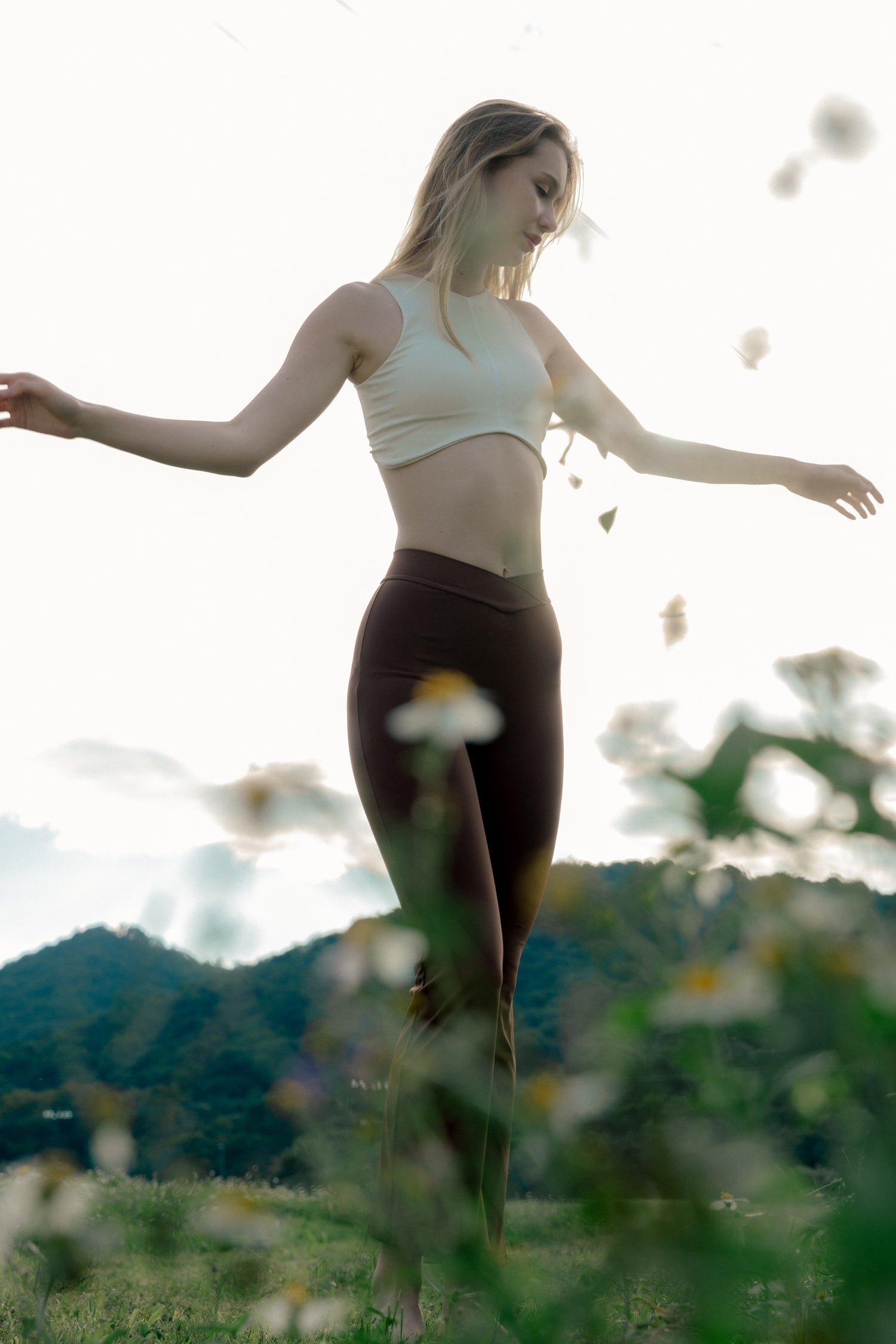 BODY Flare Pants - Mocha