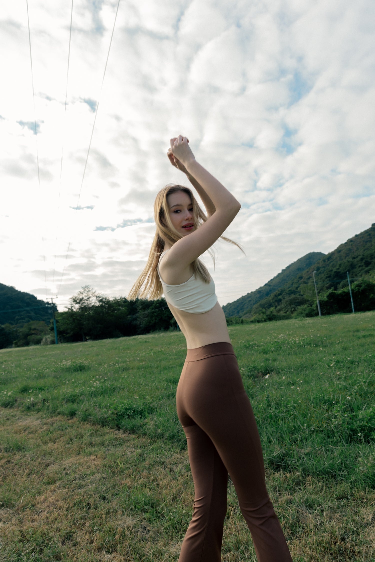 BODY Flare Pants - Mocha