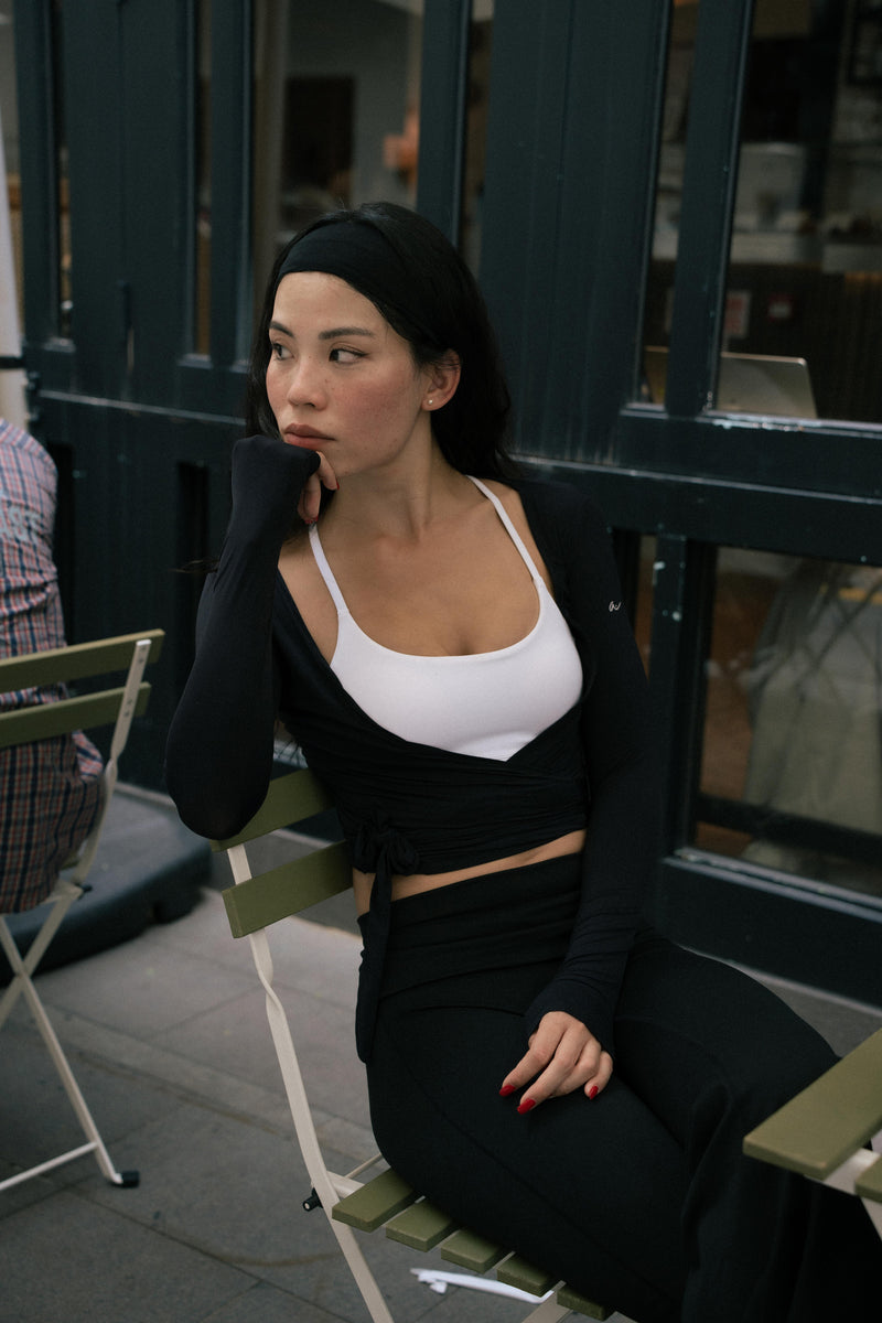 DOLLY Wrap Top in Black