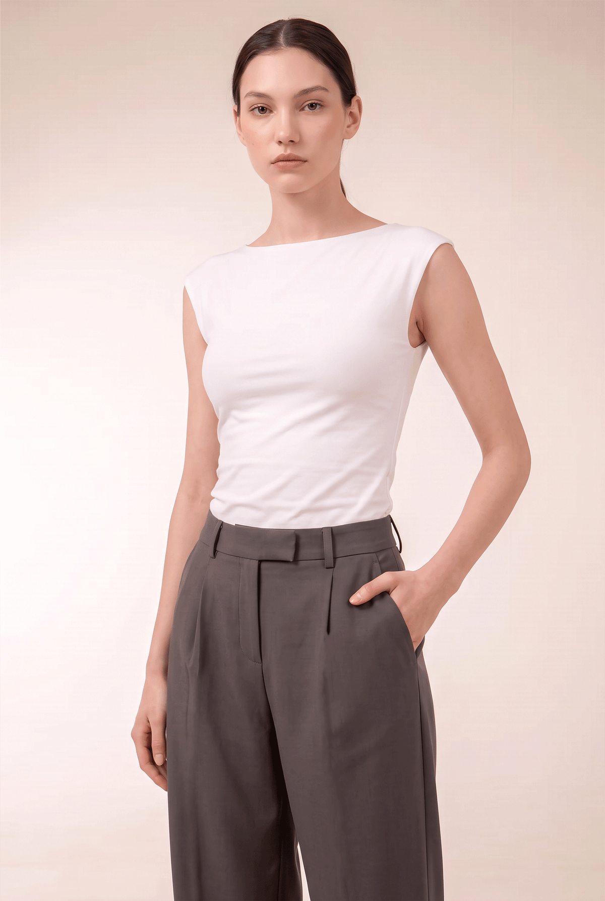 ISLA Top II in White