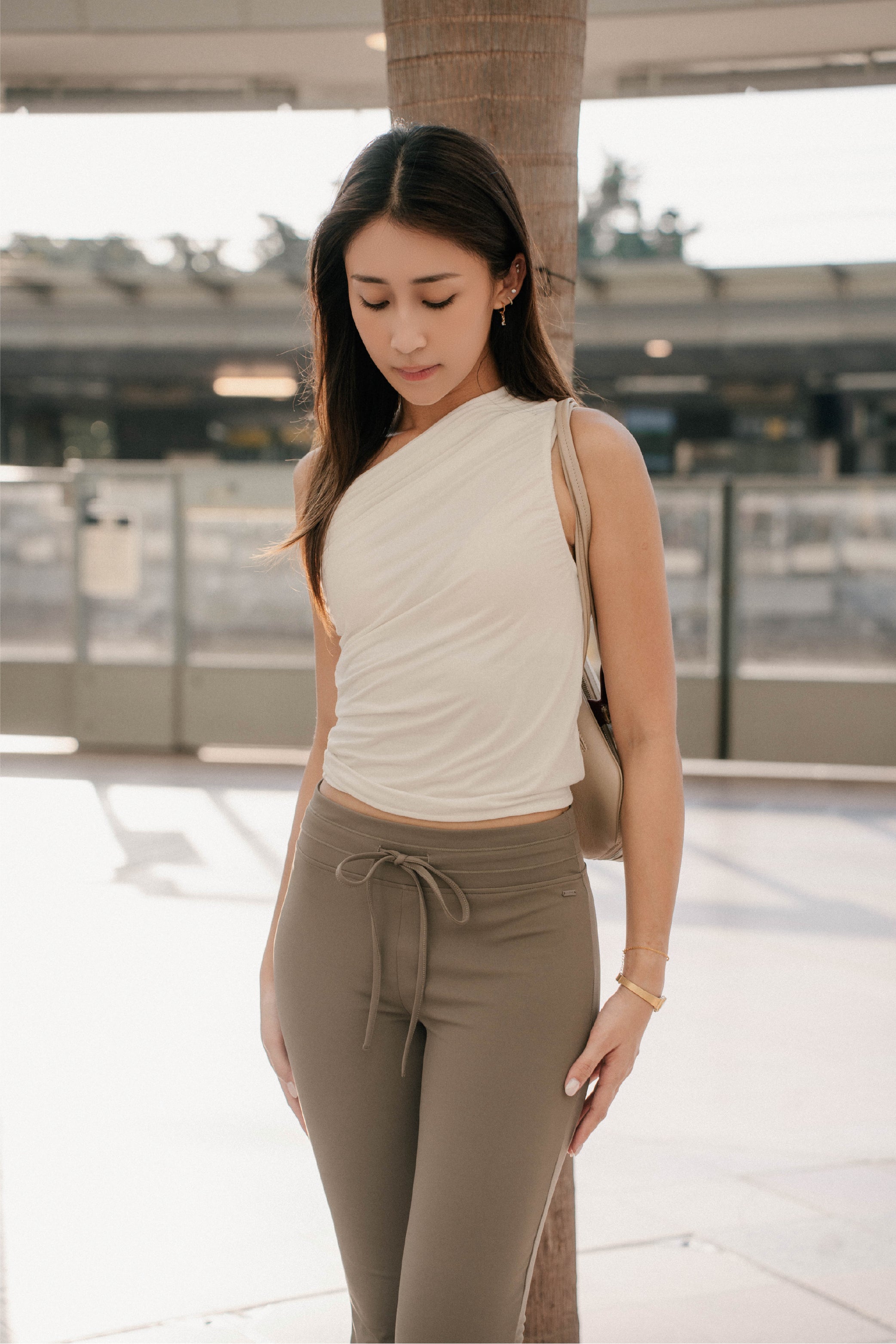 LAYLA Pants in Dark Taupe