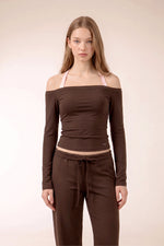 BELLA Off Shoulder Top In Mocha