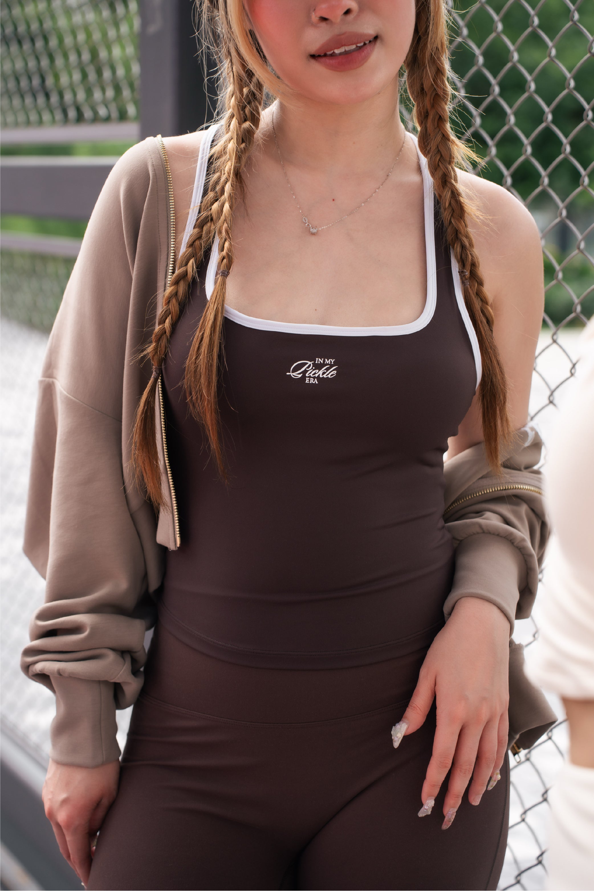 NET PLAYER Bra Top in Mocha
