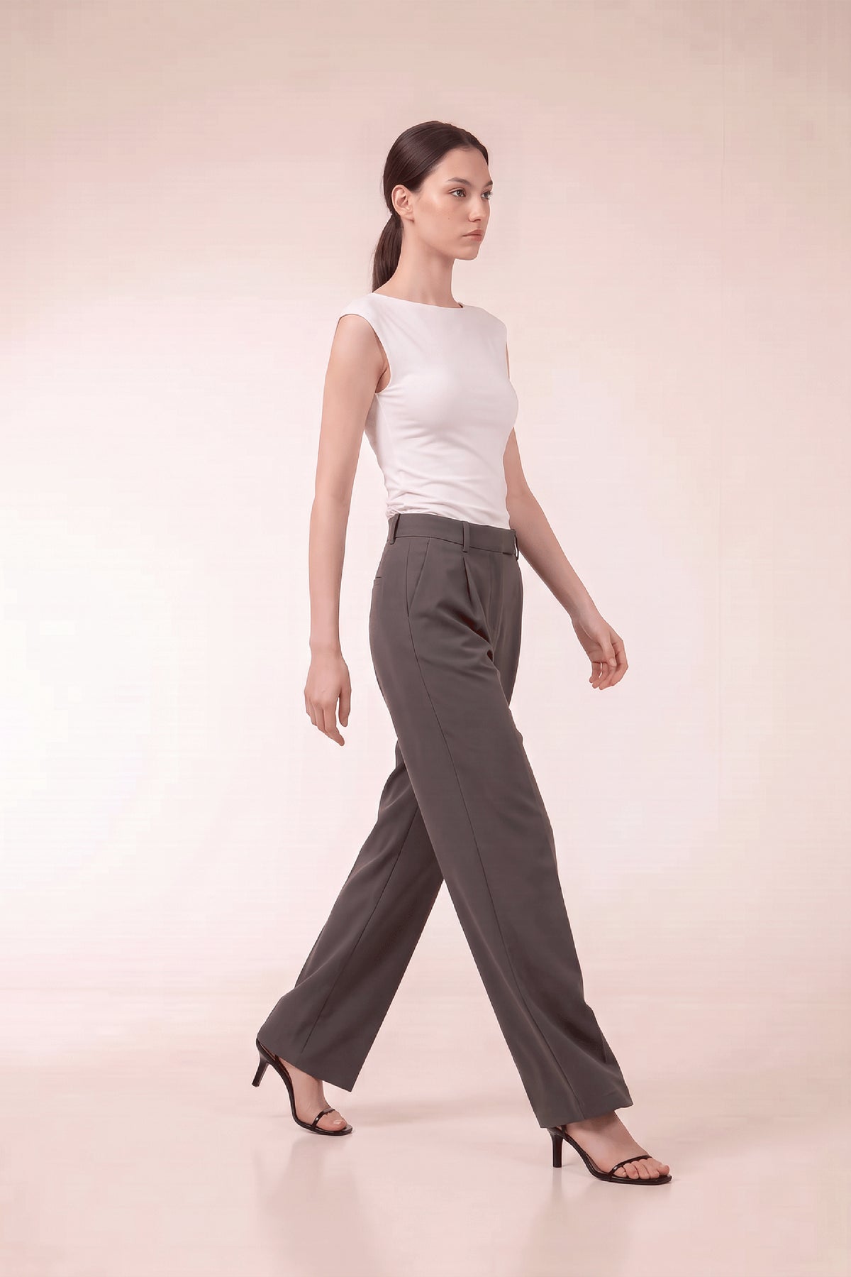 ALEXA Pants In Charcoal