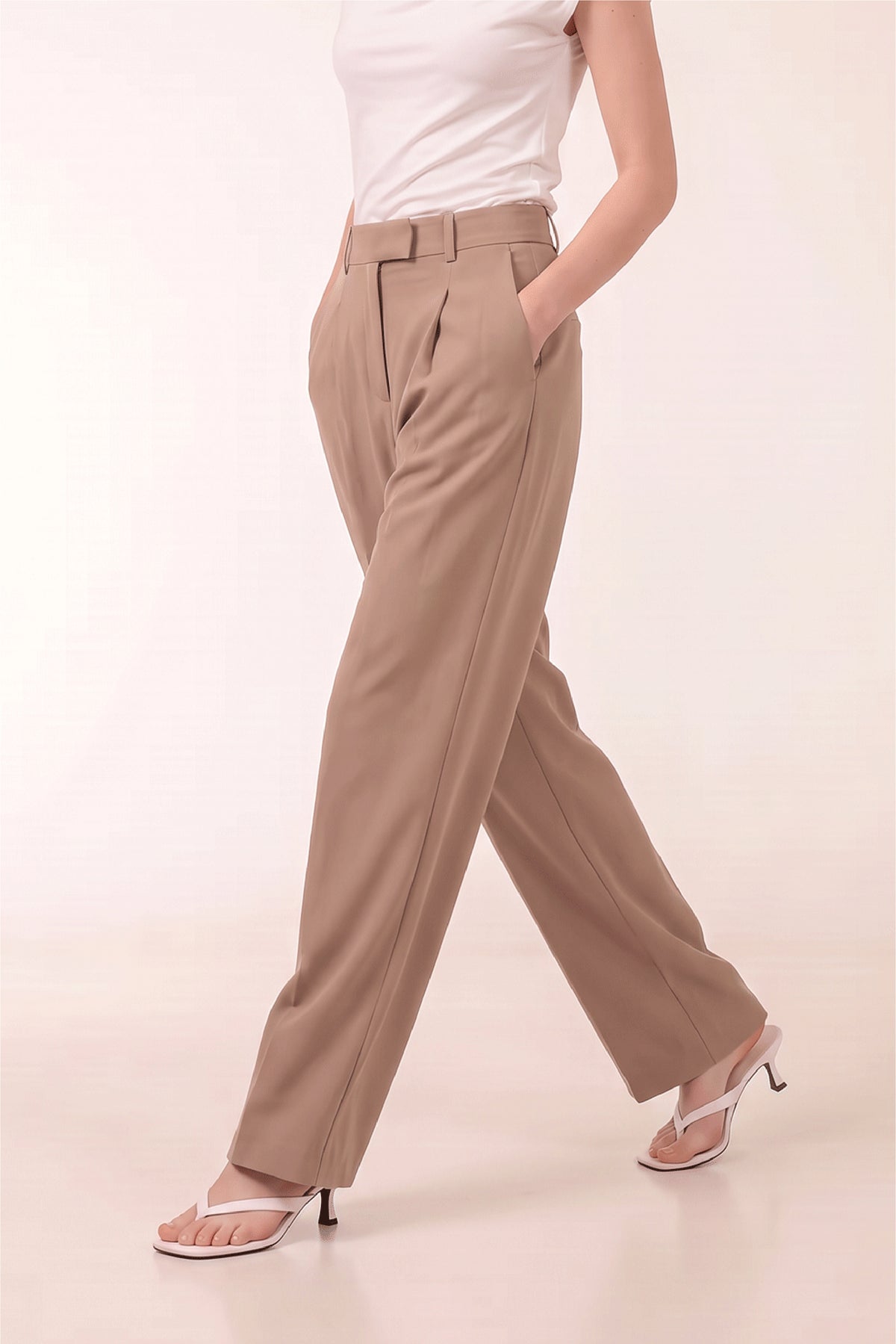ALEXA Pants In Khaki