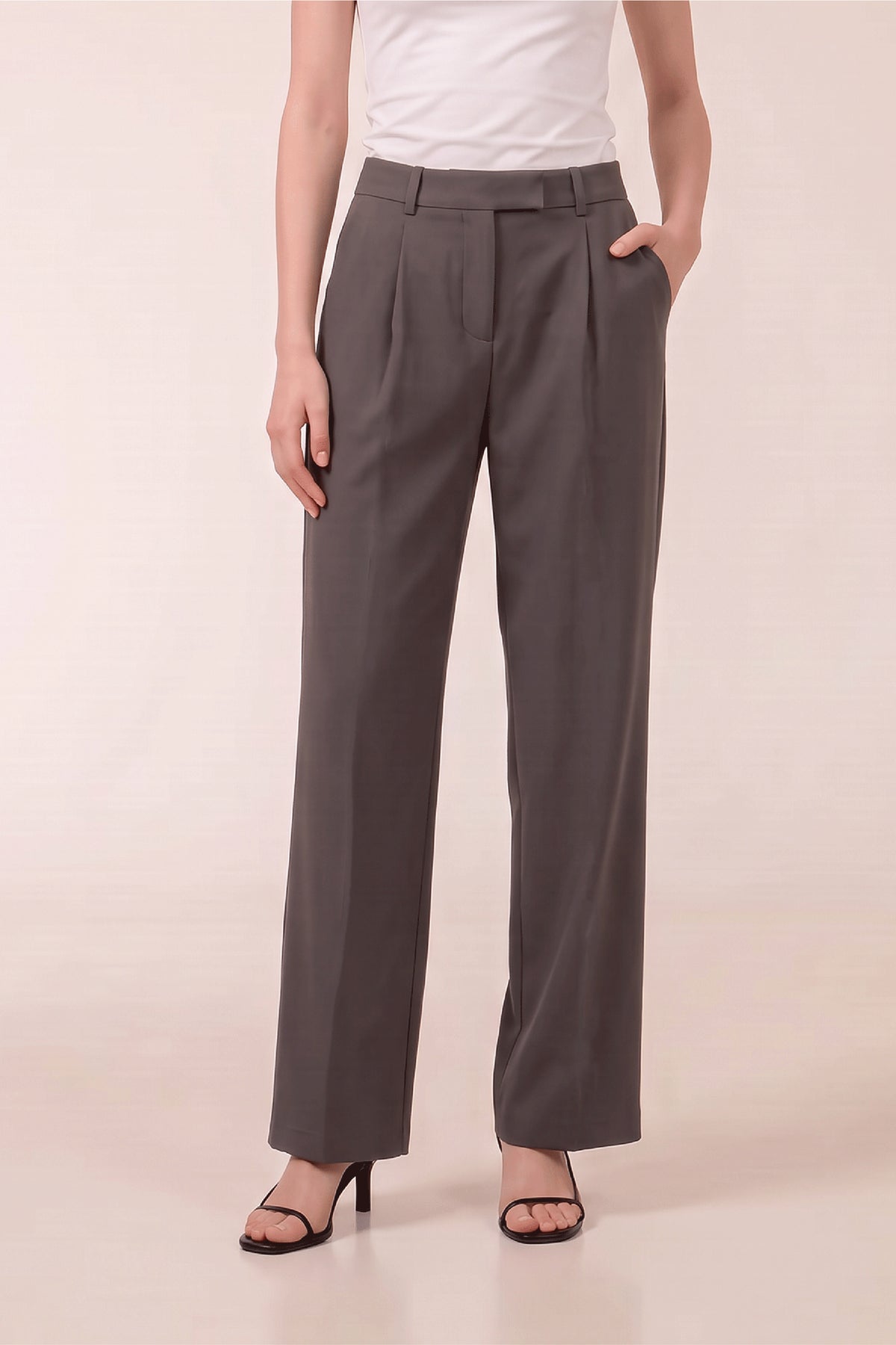 ALEXA Pants In Charcoal
