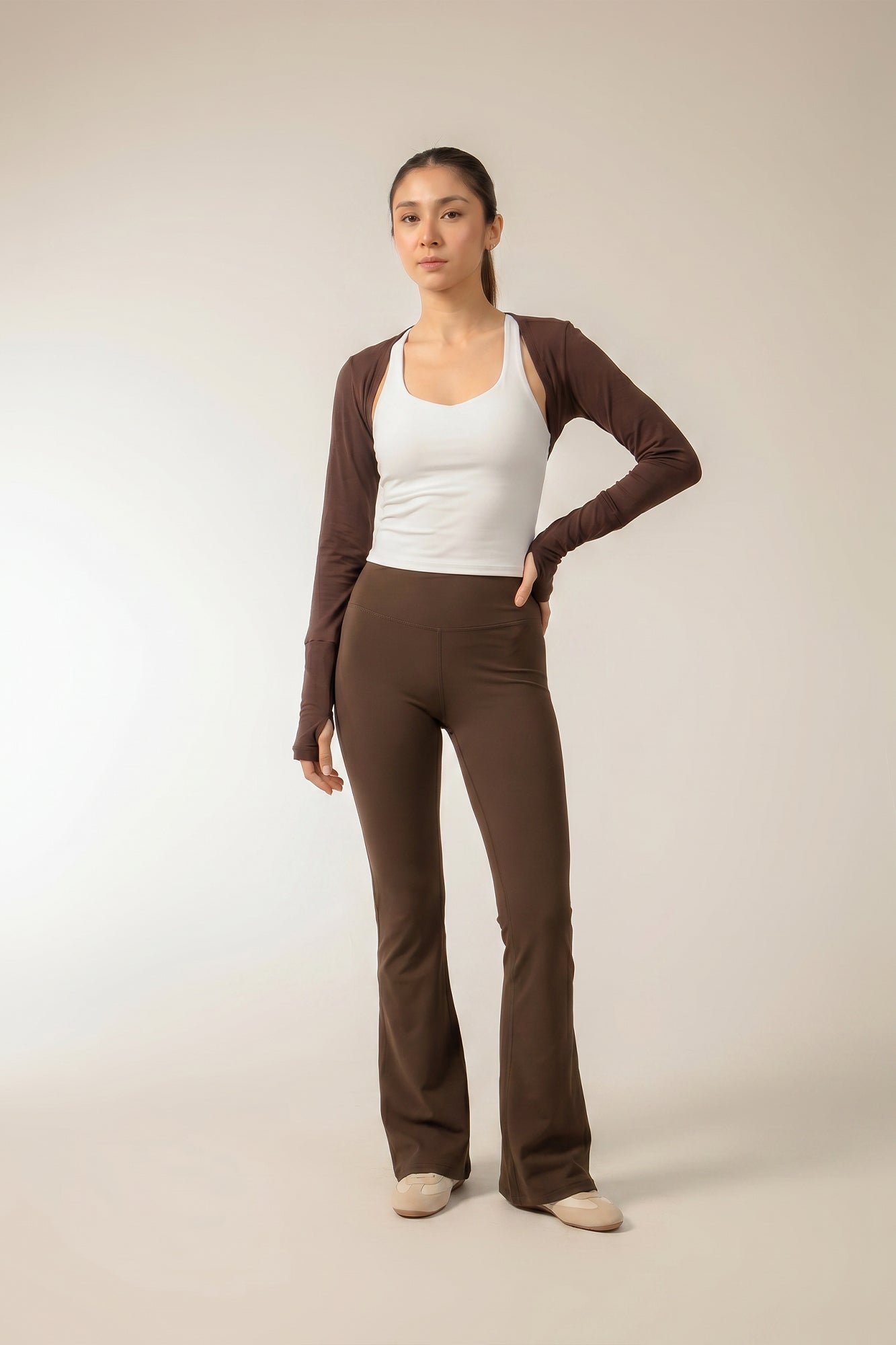 BONNIE 2-way Shrug in Mocha
