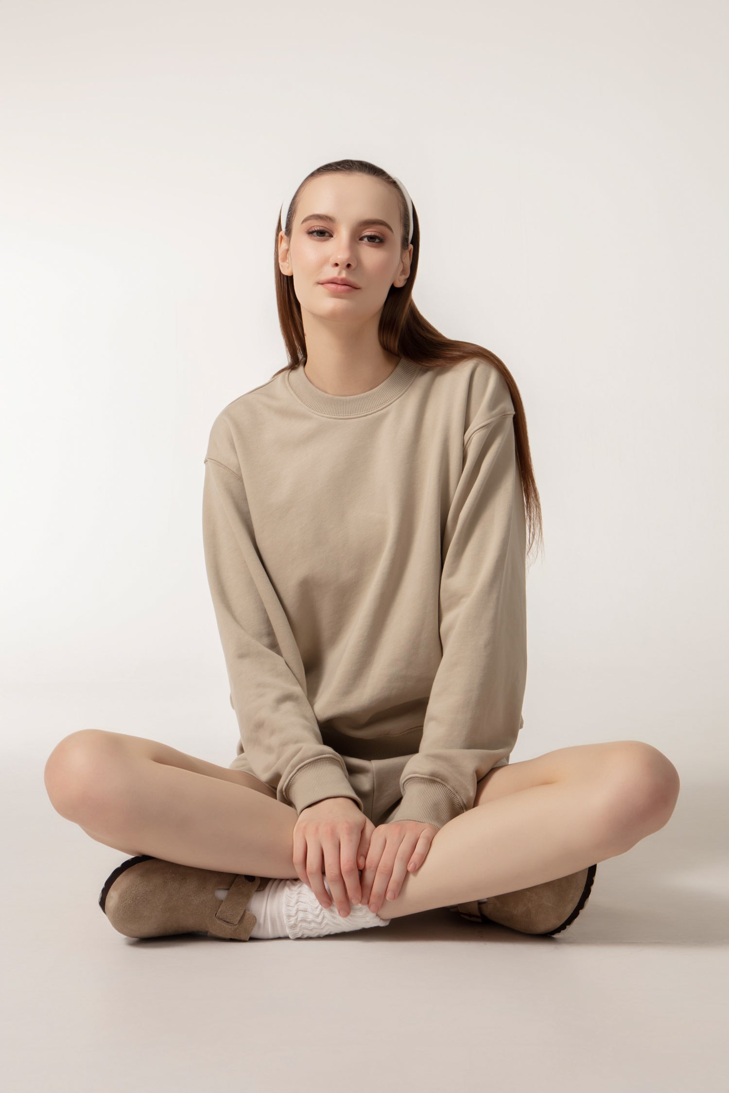 CUSHY Sweats Shorts - Taupe