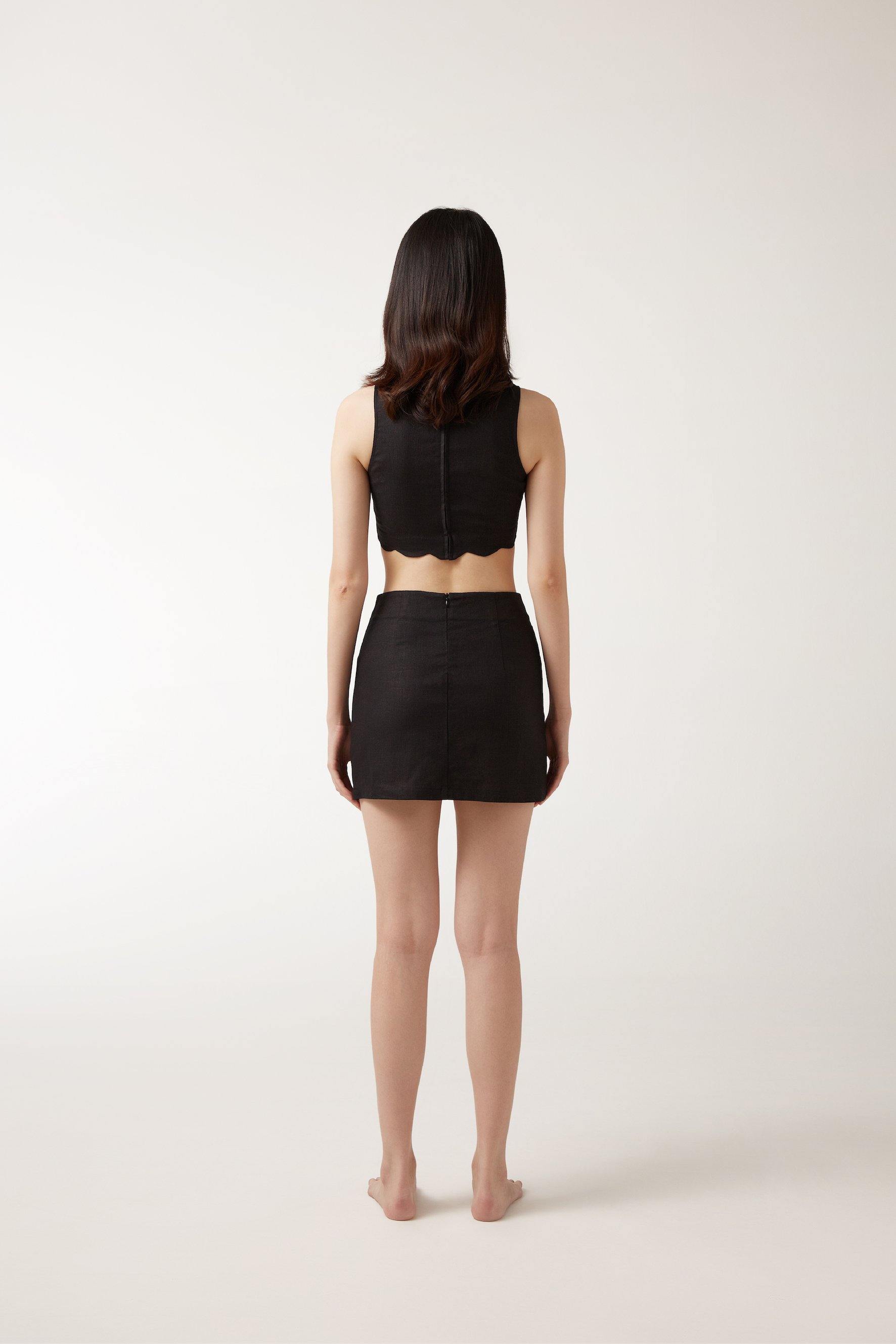 SOPHIE Top - Black - ANNIBODY