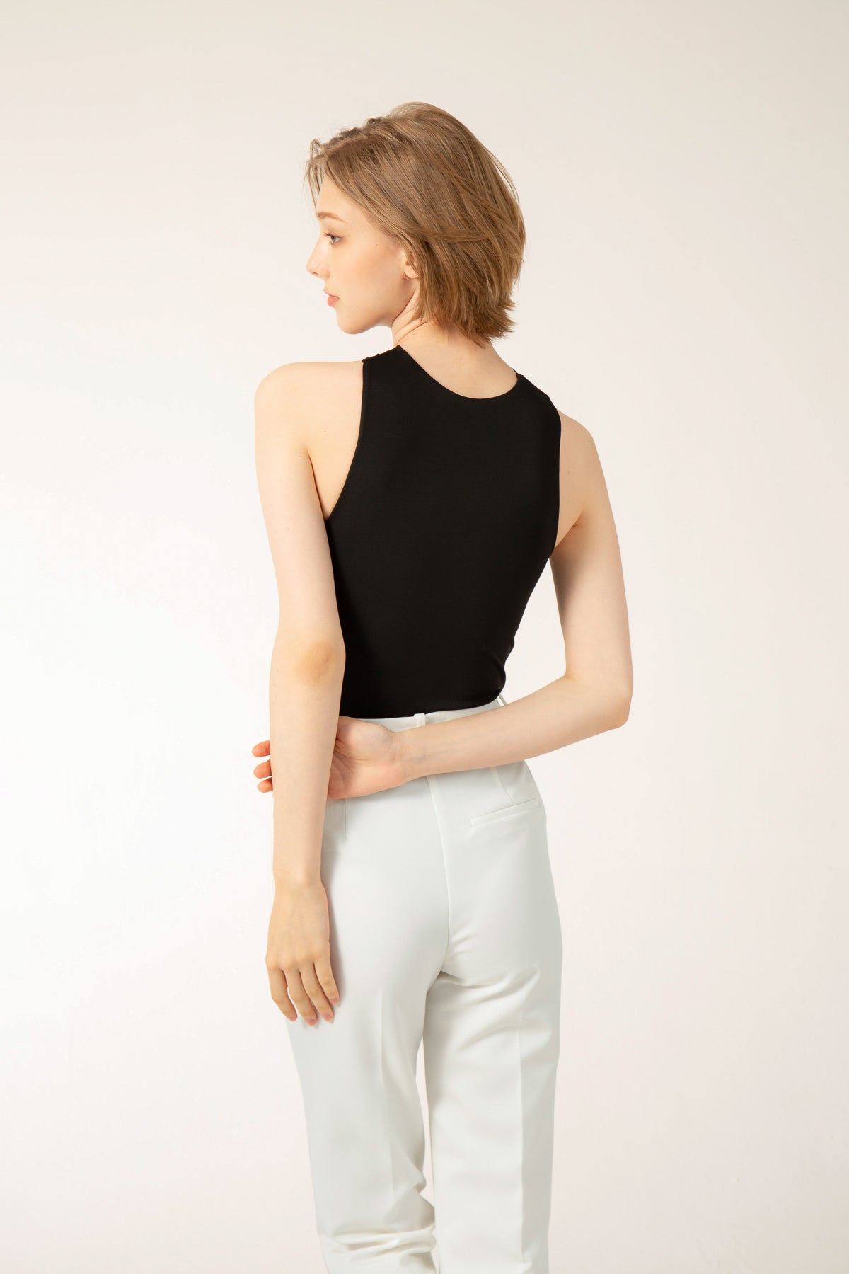 AVA Body - Black