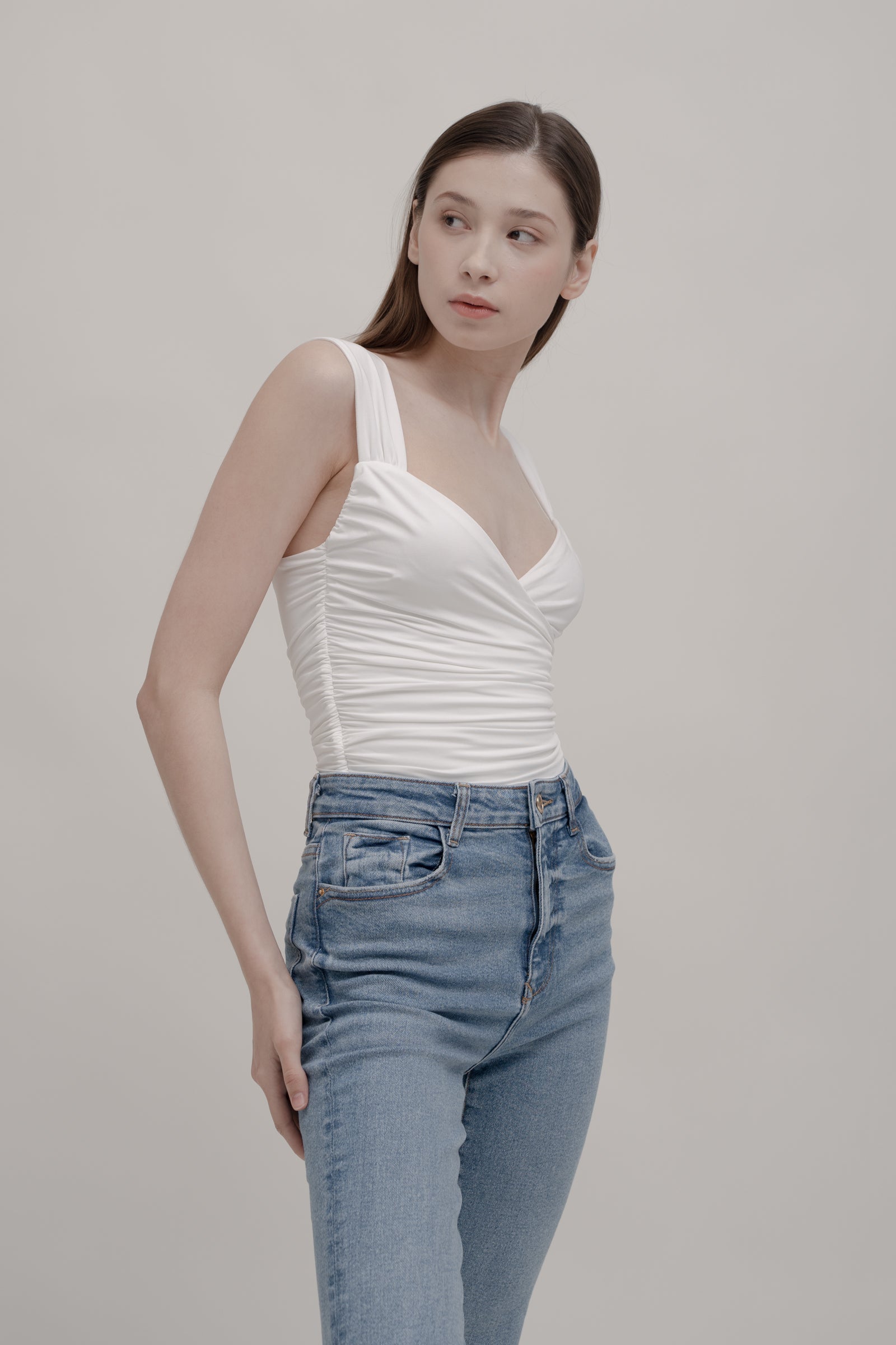 FAYE Body - White